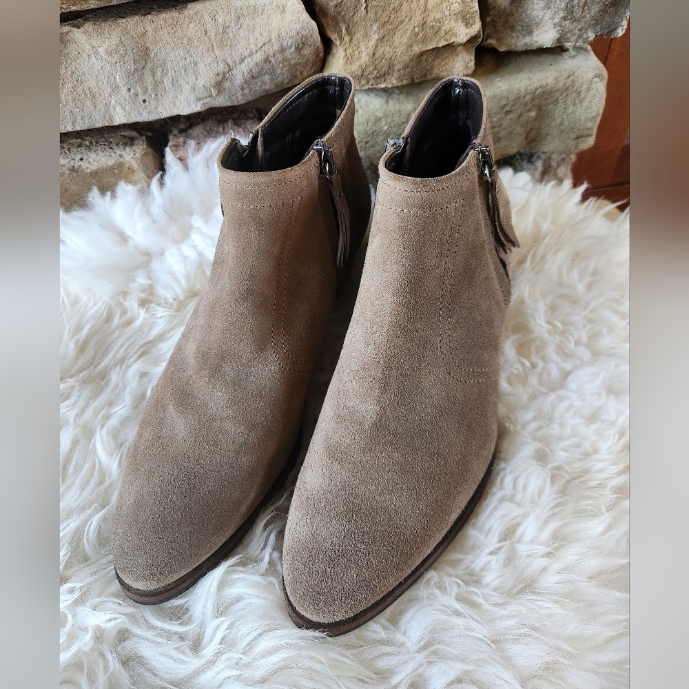 Aquatalia by Marvin K FINN Boots size 8